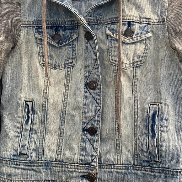 American Eagle Women's Hooded Sweater Denim Jean Jacket Medium - Picture 6 of 6